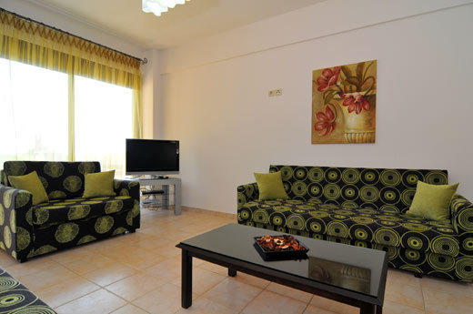 Golden Sunrise Apartments Chrisi Ammoudia Esterno foto
